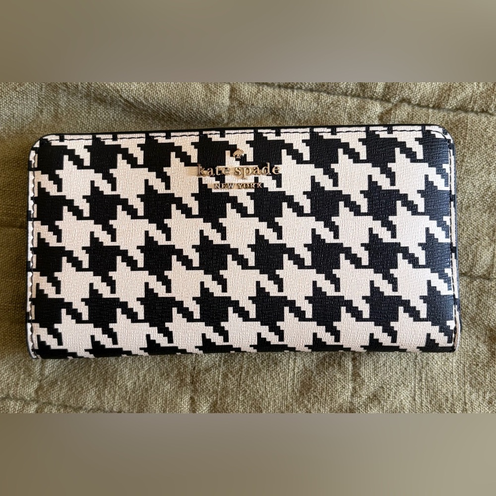 kate spade Black and White Houndstooth Continental Wallet